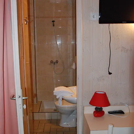 Hotell Acropolis - Lourdes
