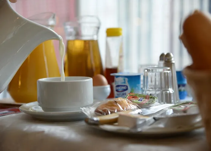 Acropolis - Otel Lourdes