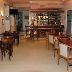 Acropolis Hotel Lourdes