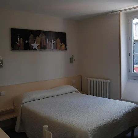 ホテル Acropolis -