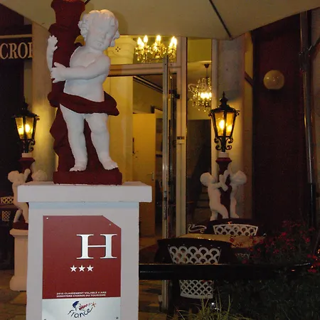 Acropolis - ホテル