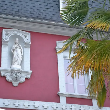 Acropolis - ホテル 3*