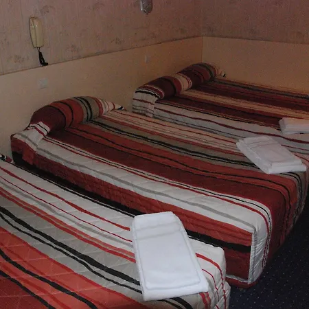 Acropolis Hotel