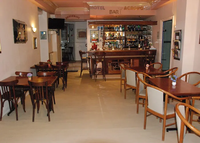 Acropolis - Hotell Lourdes