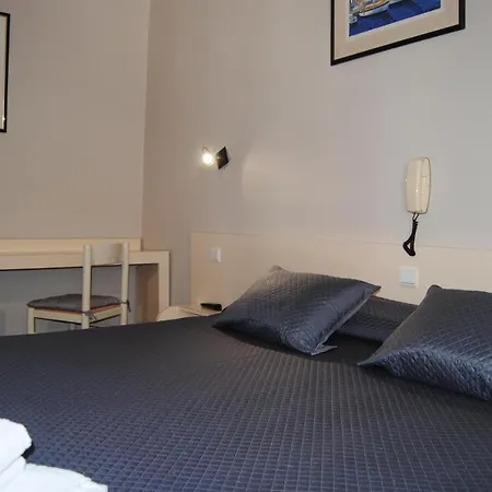 Отель Acropolis - 3*