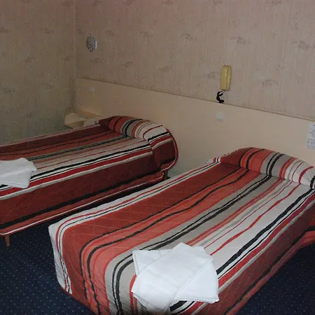 Acropolis - Отель 3*