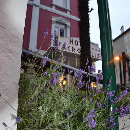 Отель Acropolis - Лурд